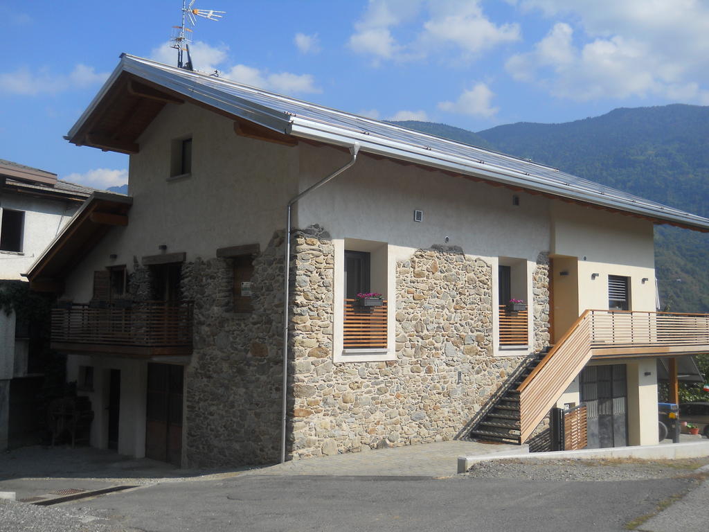 La Vita In Campagna Villa di Tirano المظهر الخارجي الصورة